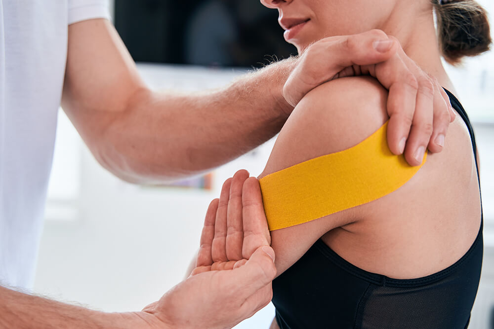 The benefits and uses of Kinesio tape in rehabilitation and athletic  settings